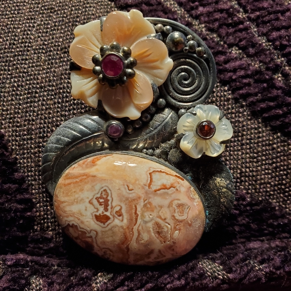 Sajen .925 Silver Semi-precious stone Pin/Pendant